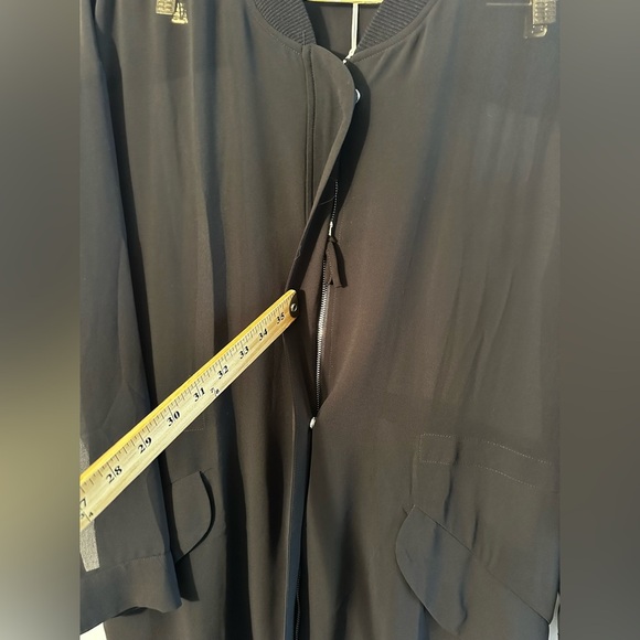 NWT WYNNE LAYERS Medium Black Sheer Long Zippered Tunic Jacket Pocket Hidden Zip - Picture 3 of 16